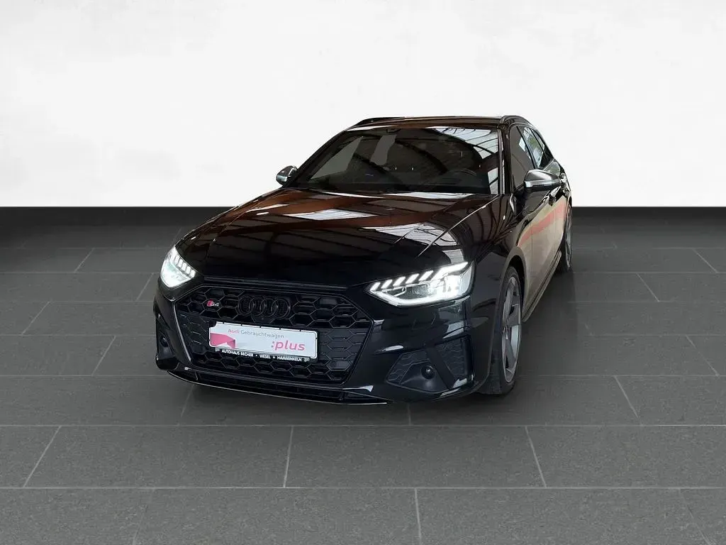 Używany Audi S4 Ambiente 341 KM (250 kW) 2021 Czarny Kombi