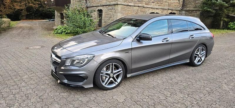Grau Gebraucht 2015 Mercedes CLA45 AMG Shooting Brake AMG Kombi | 28.000 € (Etwas zu teuer) - Bild 1/4