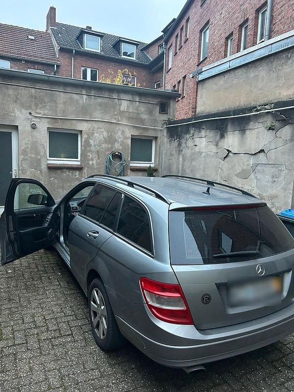 Gebraucht Mercedes C200 186 PS (136 kW) 2008 Silber Kombi