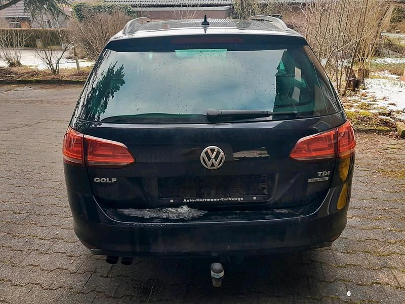 Gebraucht VW Golf VII 100 PS (73 kW) 2015 Schwarz Kombi