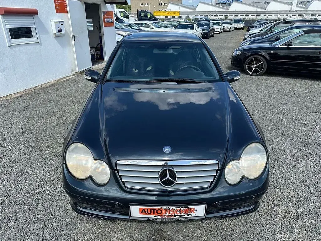 Gebraucht Mercedes C180 143 PS (105 kW) 2003 Schwarz Coupé