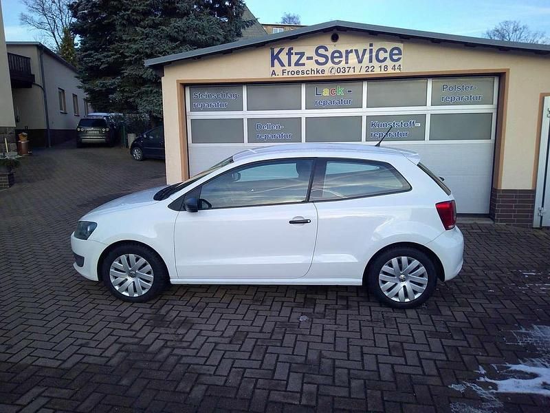 Candyweiß Gebraucht 2011 VW Polo Trendline Kleinwagen | 4.490 € (Fairer Preis) - Bild 1/4