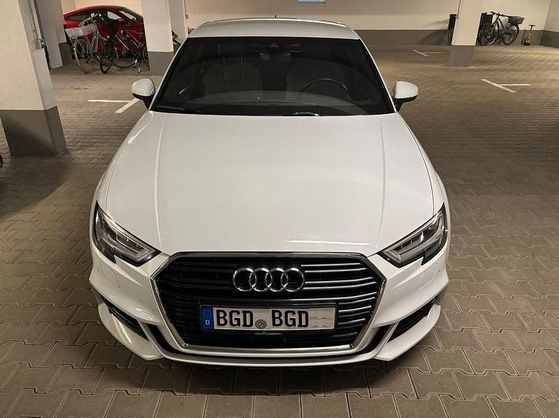 Gebraucht Audi A3 S-Line 150 PS (110 kW) 2020 Weiß Limousine