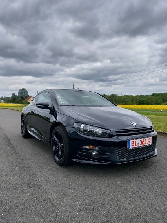 Schwarz Gebraucht 2010 VW Scirocco R-line Coupé | 9.800 € (Fairer Preis) - Bild 1/4