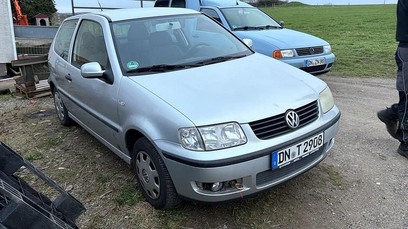 Gebraucht VW Polo 75 PS (55 kW) 2000 Silber Kleinwagen