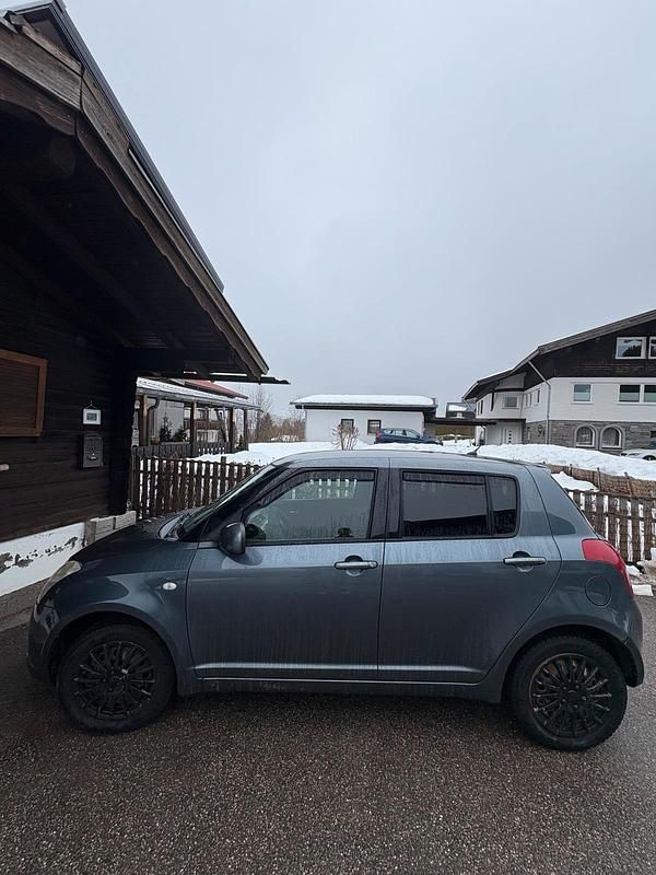 Gebraucht Suzuki Swift 92 PS (67 kW) 2006 Grau Kleinwagen