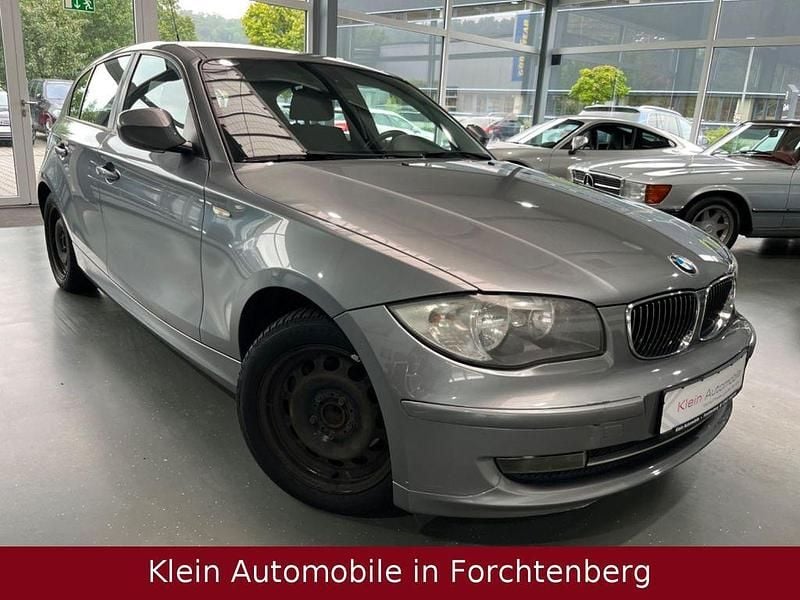 Grau Gebraucht 2011 BMW 118 Advantage Kleinwagen | 3.790 € (Superpreis) - Bild 1/4