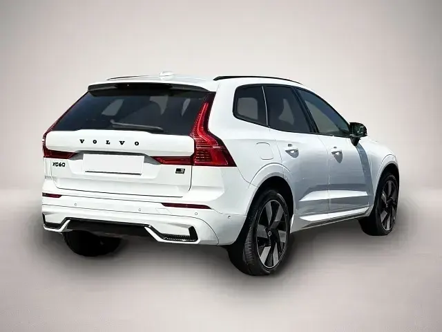Gebraucht Volvo XC60 R-Design 455 PS (334 kW) 2023 Weiß SUV