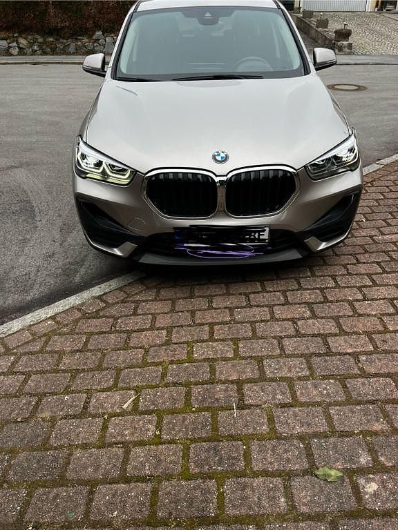 Beige Gebraucht 2021 BMW X1 xLine SUV | 25.200 € (Fairer Preis) - Bild 1/4