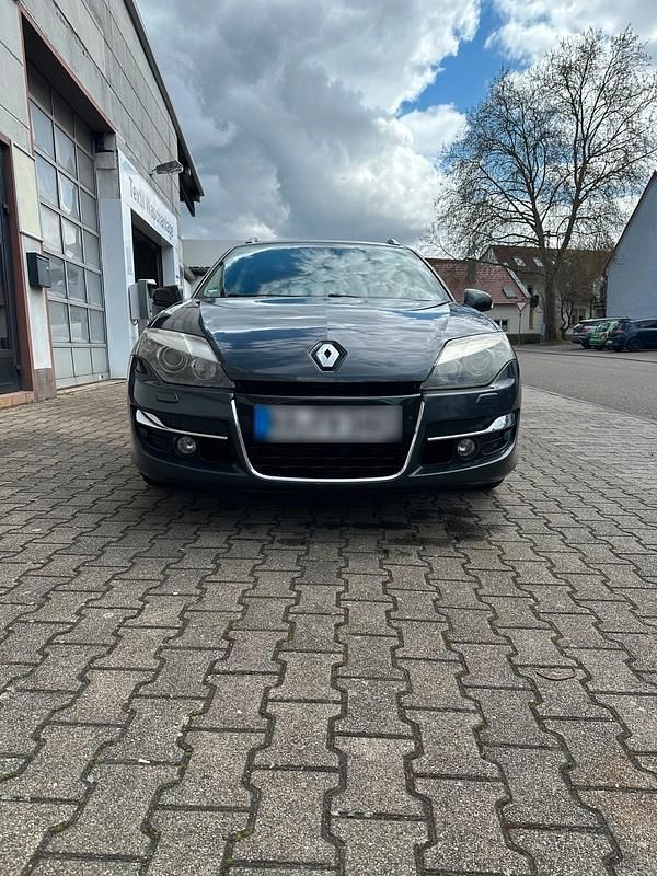 Gebraucht Renault Laguna III GT 150 PS (110 kW) 2011 Grau Kombi
