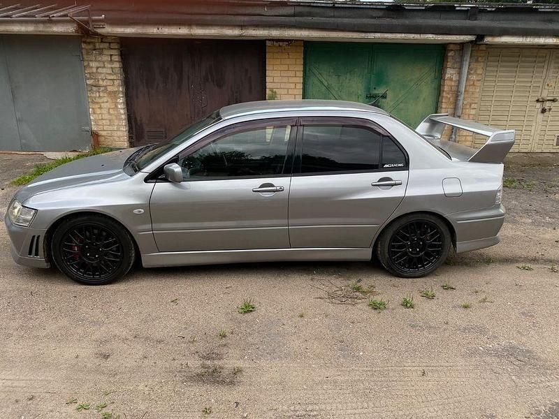 Gebraucht Mitsubishi Lancer 272 PS (200 kW) 2002 Silber Limousine