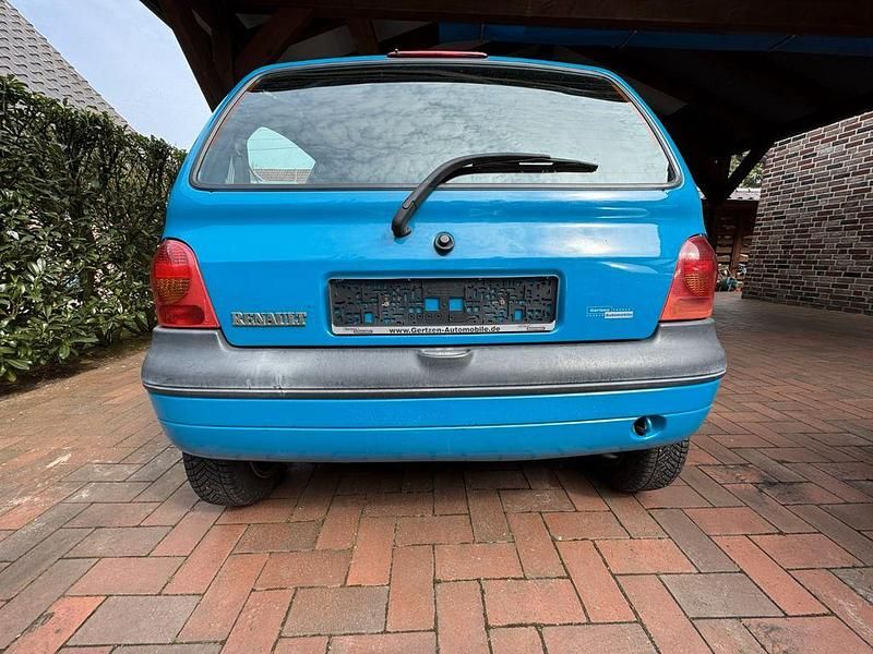 Second-hand Renault Twingo 75 CP (55 kW) 2003 Hatchback