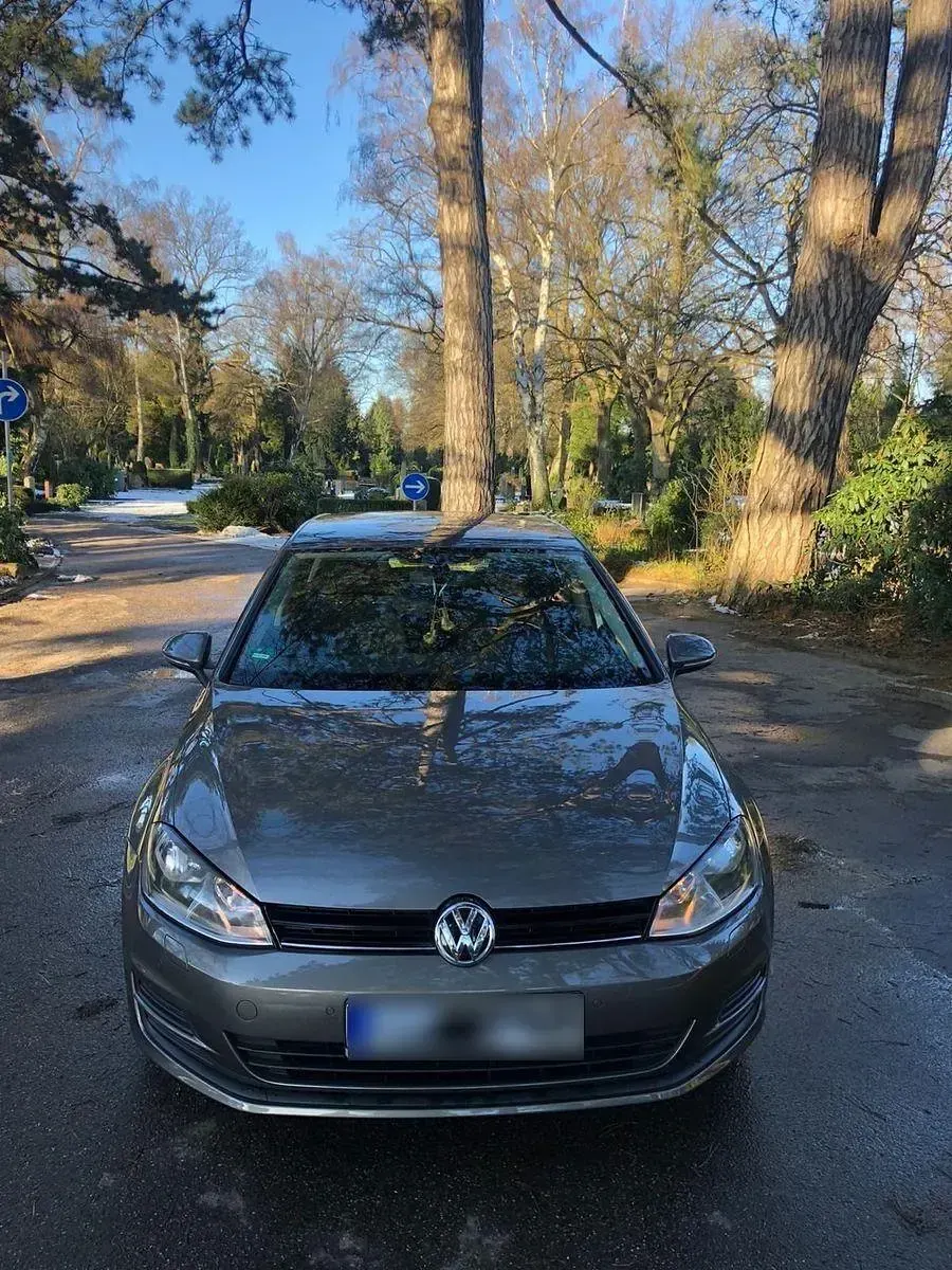 Gebraucht VW Golf VII 122 PS (89 kW) 2013 Grau Limousine