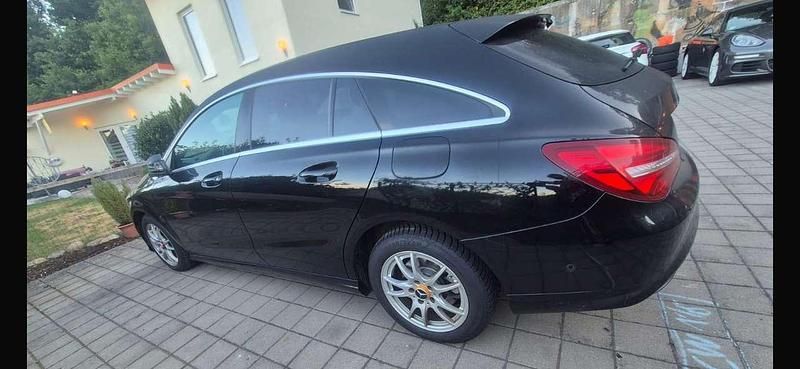 Gebraucht 2017 Mercedes CLA200 Shooting Brake Kombi | 14.500 € (Guter Preis) - Bild 1/4