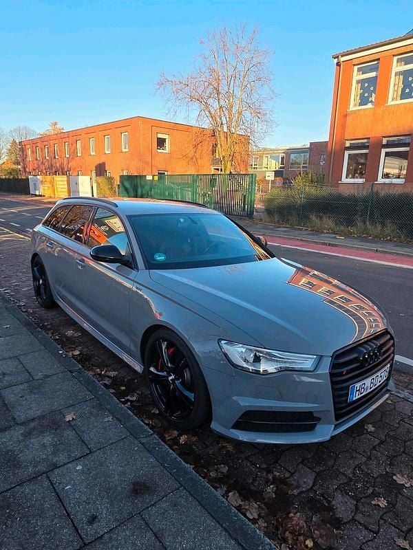 Grau Gebraucht 2015 Audi A6 Competition Kombi | 19.999 € - Bild 1/4