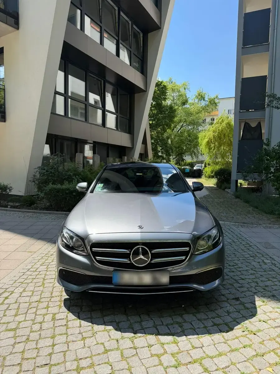 Gebraucht Mercedes E450 367 PS (269 kW) 2020 Silber Limousine