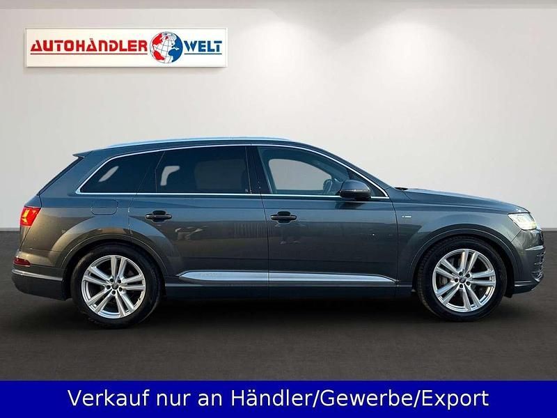 Gebraucht Audi Q7 S-Line 272 PS (200 kW) 2016 Grau SUV