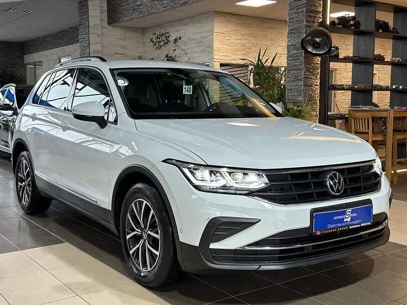 Gebraucht VW Tiguan R 150 PS (110 kW) 2021 Weiß SUV