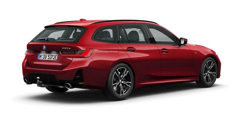Gebraucht BMW 330e Comfort Edition 292 PS (214 kW) 2025 Rot Kombi