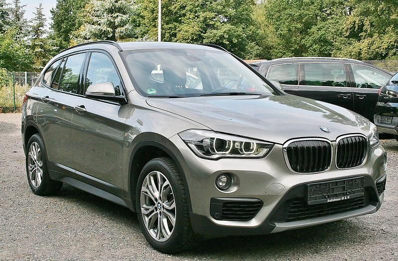 Gebraucht BMW X1 Advantage 140 PS (102 kW) 2019 Silber SUV
