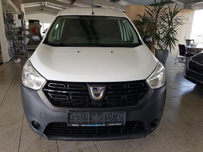 Gebraucht Dacia Dokker 102 PS (75 kW) 2019 Weiß Van / Kleinbus