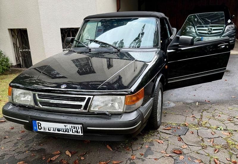 Schwarz Gebraucht 1992 Saab 900 Cabriolet Cabrio | 12.500 € - Bild 1/4