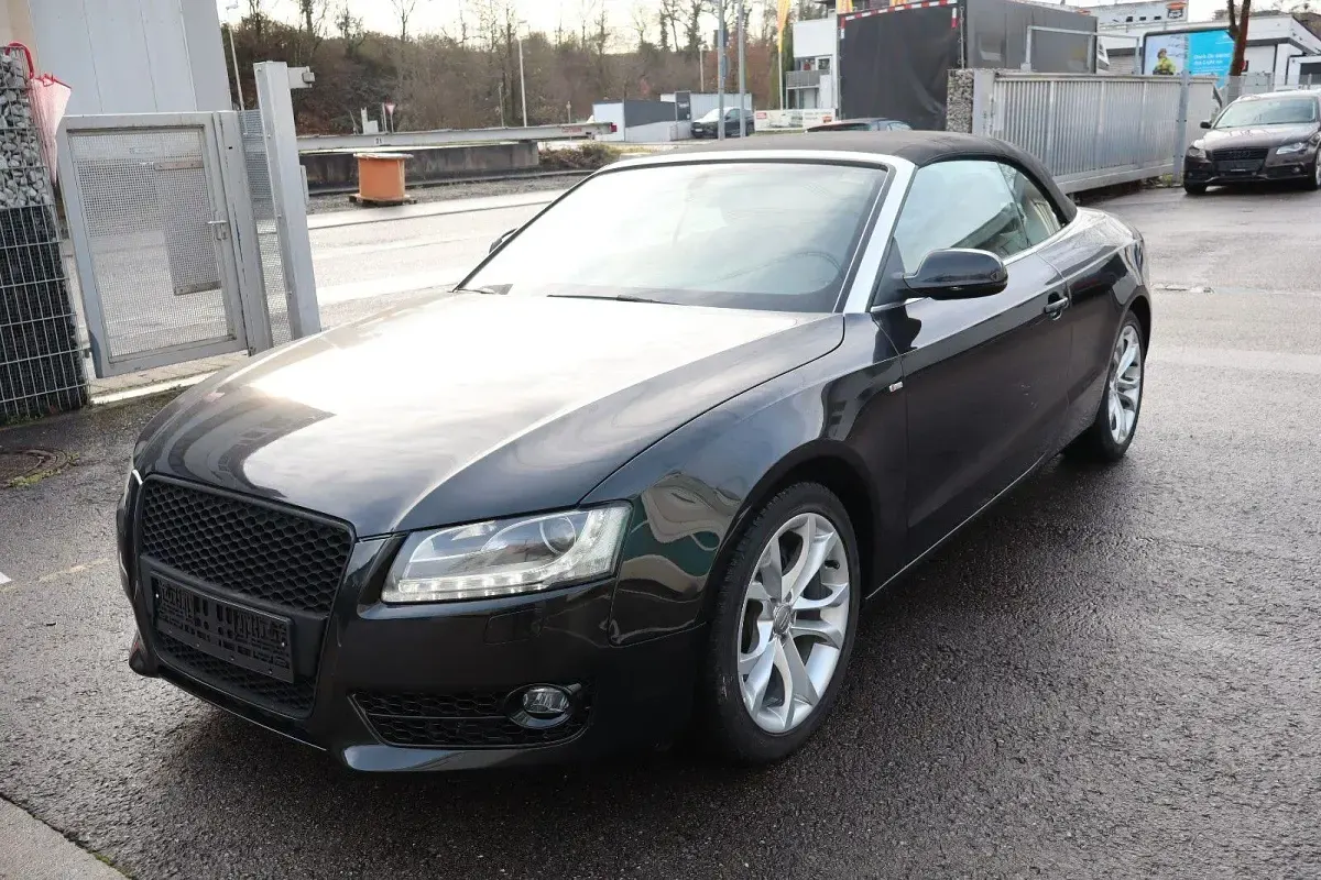 Usata Audi A5 Cabriolet Ambiente 160 CV (117 kW) 2010 Nero Cabrio