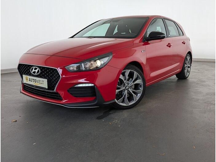 Rot Gebraucht 2020 Hyundai i30 N Line Limousine | 14.960 € (Guter Preis) - Bild 1/4