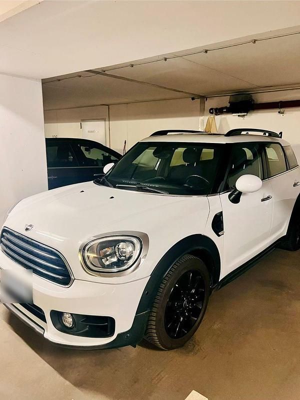 Second-hand Mini ONE 102 CP (75 kW) 2019 Alb Hatchback