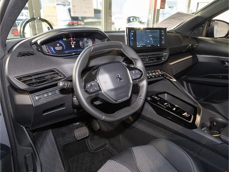 Gebraucht Peugeot 3008 Allure 136 PS (100 kW) 2023 Grau SUV