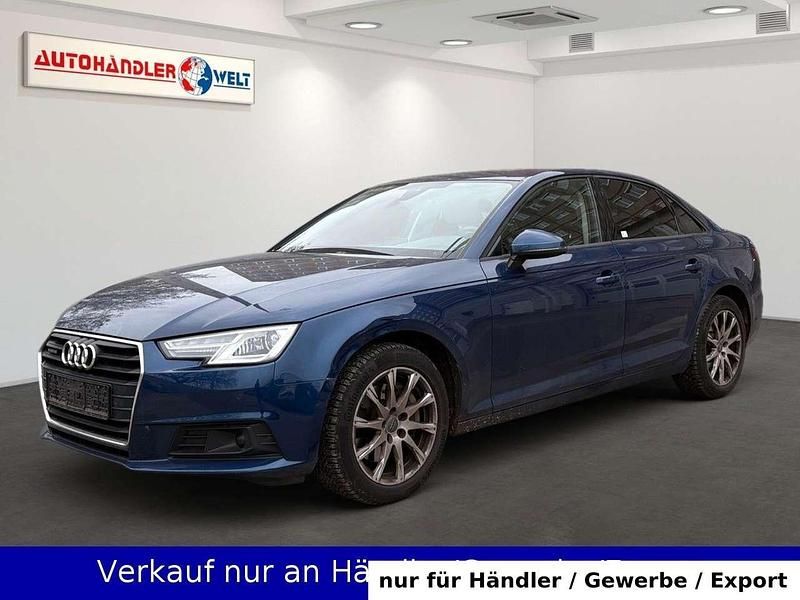 Blau Gebraucht 2018 Audi A4 Basis Limousine | 18.499 € (Guter Preis) - Bild 1/3