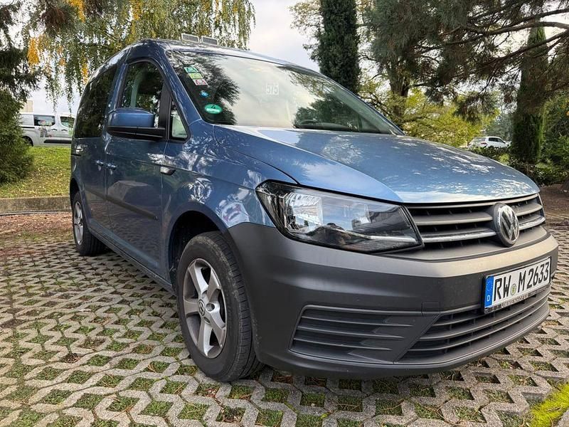 Gebraucht VW Caddy Trendline 102 PS (75 kW) 2015 Blau Van / Kleinbus