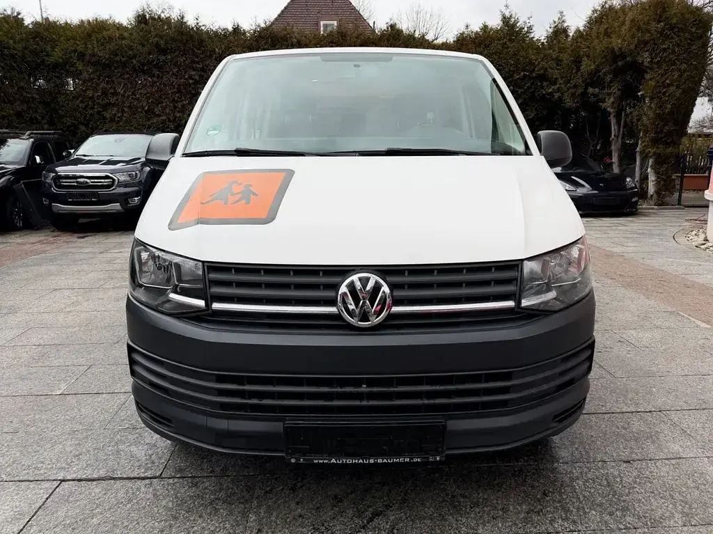 Używany VW Transporter 102 KM (75 kW) 2015 Biały Van