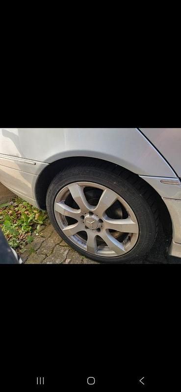 Gebraucht Mercedes C320 Avantgarde 224 PS (164 kW) 2007 Silber Kombi