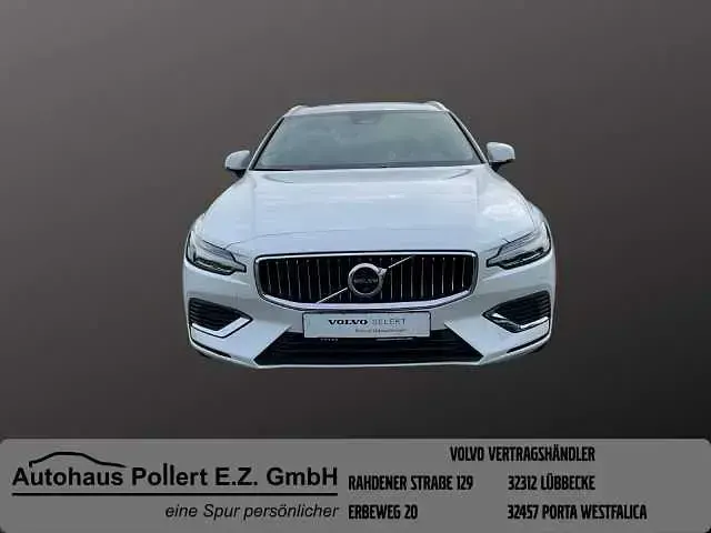 Gebraucht Volvo V60 Plus 257 PS (189 kW) 2025 Weiß Kombi