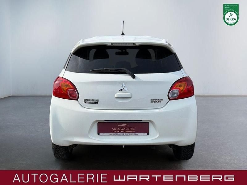 Gebraucht Mitsubishi Space Star Diamant Edition 80 PS (58 kW) 2016 Weiß Kleinwagen