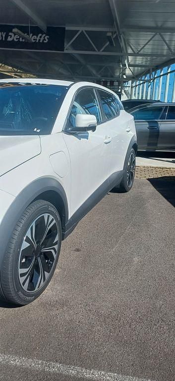 Neu VinFast VF 6 Plus 150 kW (204 PS) 2026 Weiß SUV