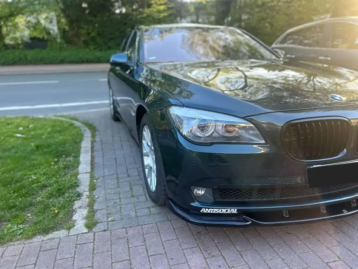 Gebraucht BMW 750L 408 PS (300 kW) 2010 Grün Limousine