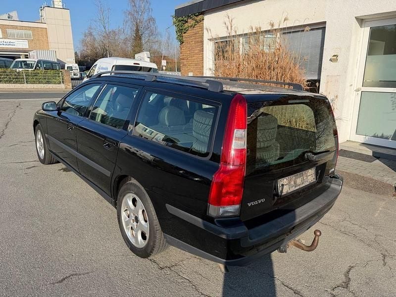 Gebraucht Volvo V70 140 PS (102 kW) 2003 Schwarz Kombi
