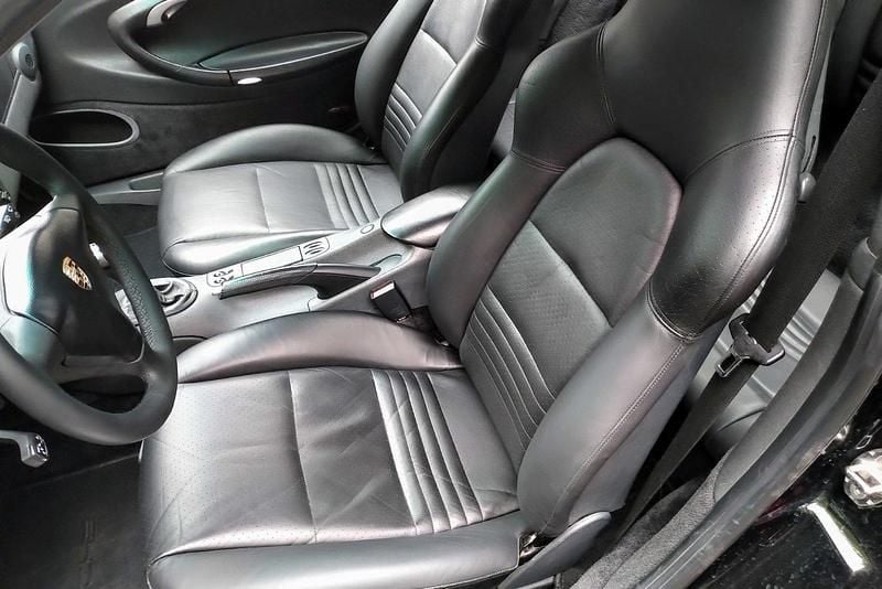 Schwarz Gebraucht 1998 Porsche 996 Coupé | 32.996 € - Bild 1/4