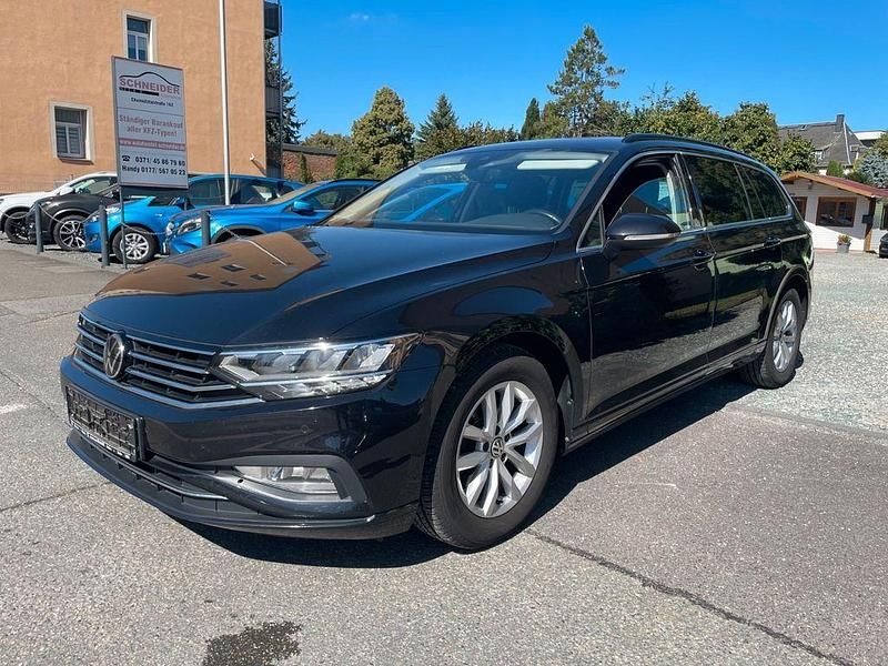 Schwarz Gebraucht 2021 VW Passat Business Limousine | 15.000 € (Superpreis) - Bild 1/4