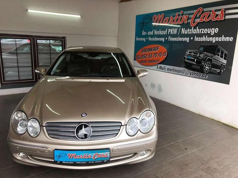 Gebraucht Mercedes CLK500 306 PS (225 kW) 2003 Gold Coupé