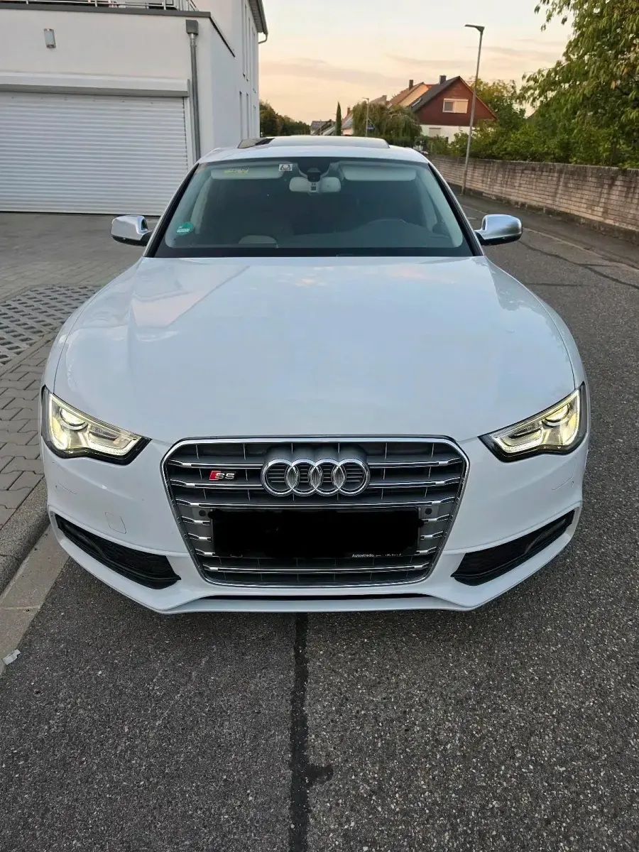 Gebraucht Audi S5 Comfort 333 PS (244 kW) 2015 Weiß Coupé