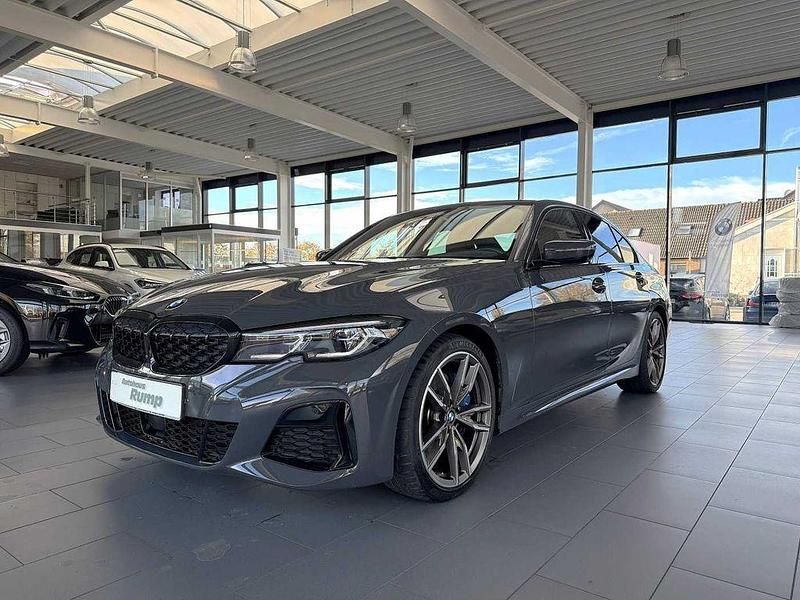 Dravitgrau metallic Gebraucht 2022 BMW M340 Performance Limousine | 48.850 € (Fairer Preis) - Bild 1/4