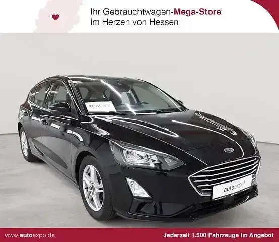 Käytetty Ford Focus Cool & Connect 125 HP (91 kW) 2022 Sedan