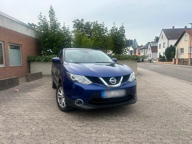 Blau Gebraucht 2017 Nissan Qashqai SUV | 10.900 € (Guter Preis) - Bild 1/4