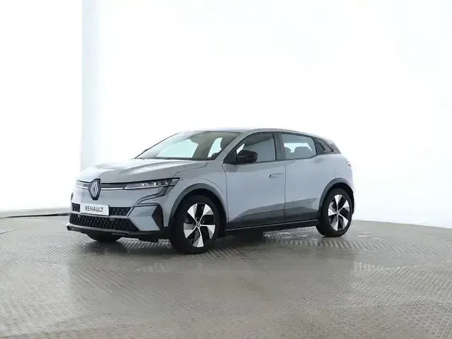 Używany Renault Megane E-Tech Evolution 160 kW (218 KM) 2022 Szary Sedan/Limuzyna