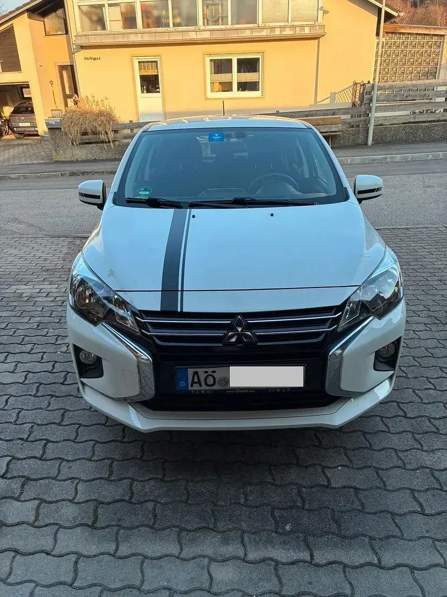 Gebraucht Mitsubishi Space Star 71 PS (52 kW) 2021 Weiß Kleinwagen