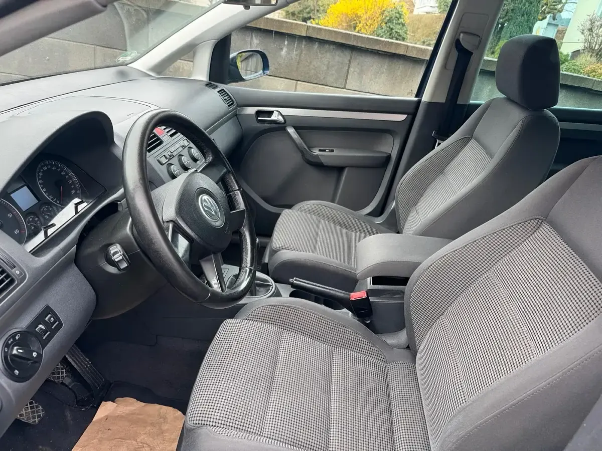 Gebraucht VW Touran 140 PS (102 kW) 2005 Blau Van / Kleinbus