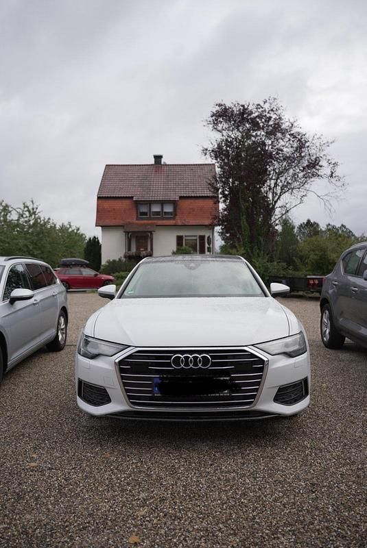 Weiß Gebraucht 2020 Audi A6 Limousine | 29.900 € (Etwas zu teuer) - Bild 1/4